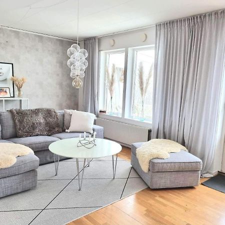 Hus I Lugnt Omrade, 15 Min Fran Oerebro Villa Vintrosa Dış mekan fotoğraf