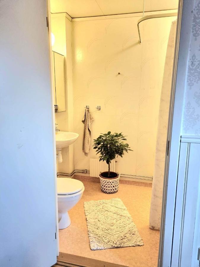 Hus I Lugnt Omrade, 15 Min Fran Oerebro Villa Vintrosa Dış mekan fotoğraf